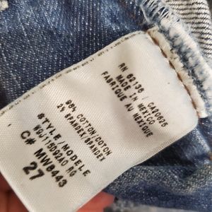 Size 27 guess jeans